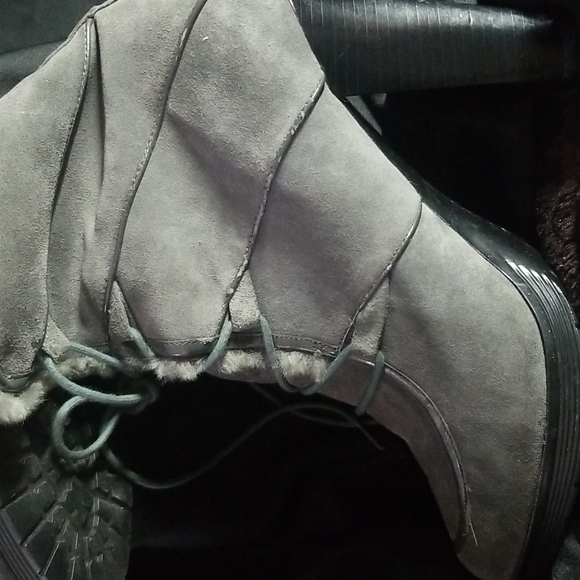 Calvin Klien Gray boot sz. 10 - Picture 13 of 13